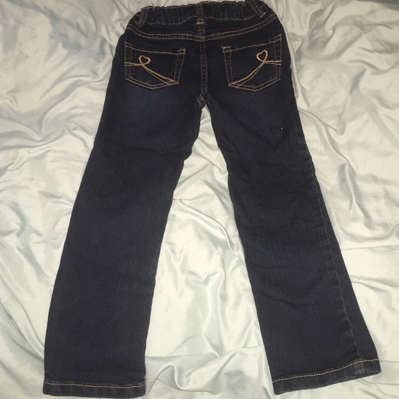 2 For $10 or 5 for $25 Bundle Sale❗️ Girls 5T Jeans by Children’s Place - Picture 3 of 5